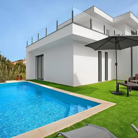 Atlantic View Villa *